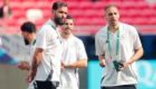 برد ناري.. سليماني يفقد أعصابه بعد التعادل مع السودان