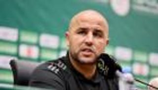 «تفكيري تغير».. بوقرة يكشف وضعية أمير سعيود وياسين براهيمي