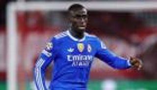 بـ15 مبارة.. لاعب ريال مدريد «الزجاجي» يودع 2025