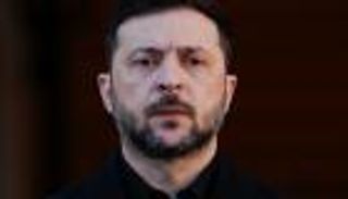 زلزال سياسي في كييف.. هل ينجو زيلينسكي من العاصفة؟