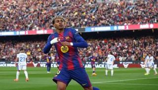 لامين يامال نجم برشلونة