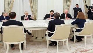 بوتين خلال لقائه ويتكوف وكوشنر في موسكو