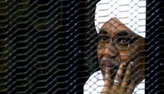 الرئيس السابق عمر البشير