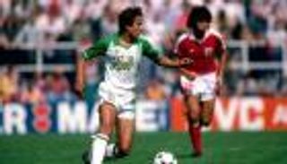 «فضيحة خيخون أصبحت خلفنا».. سفارة النمسا توجه رسالة لجماهير الجزائر