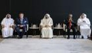 محمد بن راشد يلتقي وفداً من قادة الأعمال الأفارقة