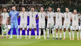 تشكيلة منتخب الجزائر