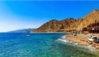 مفاجأة.. البحر الأحمر ارتفع يوما إلى مستوى مبنى من 4 طوابق (خاص)