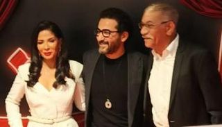 منى زكي وأحمد حلمي وسيد رجب في عرض "الست"