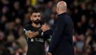 حرب محمد صلاح وسلوت.. إدارة ليفربول تحسم موقفها