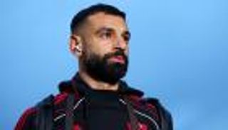 «دمر إرثه في ليفربول».. روني يحرض سلوت على محمد صلاح