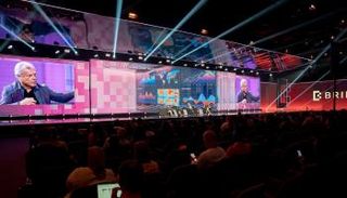 قادة الإعلام في قمة بريدج 2025 بأبوظبي