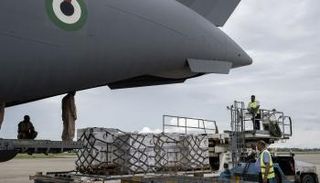 وصول طائرة المساعدات الإنسانية الثامنة إلى سريلانكا