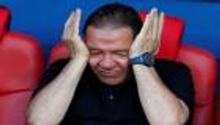 من محبوب إلى منبوذ.. 4 عوامل وراء انهيار شعبية نبيل معلول في الترجي