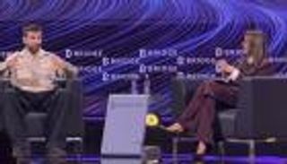 جيرارد بيكيه يعلن من «بريدج 2025» توسع «دوري الملوك» عالميا