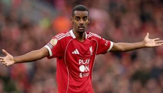 ألكسندر إيزاك مهاجم ليفربول