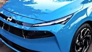 نيسان فيرسا 2027