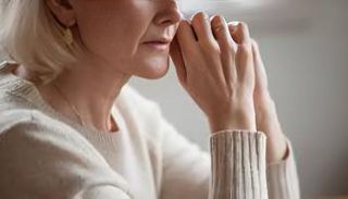 نسبة الترمل بين النساء بعد سن الستين في فرنسا