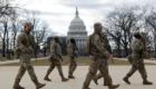 قاض فيدرالي يتحدى ترامب.. أمر بسحب الحرس الوطني من لوس أنجلوس