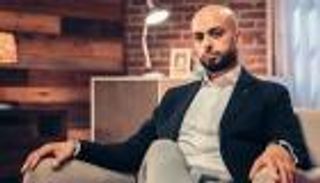 أحمد مراد يعتذر عن تصريحاته المثيرة للجدل حول فيلم «الست»