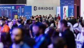 قمة بريدج 2025