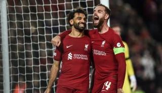 جوردان هندرسون ومحمد صلاح