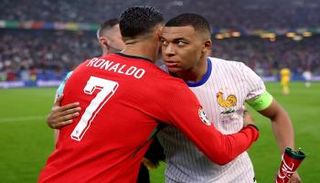 كيليان مبابي وكريستيانو رونالدو