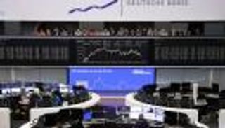 انتعاش أسهم أوروبا.. 19 قطاعا تصعد والبنوك عند أعلى مستوى منذ 2008