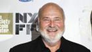 نعاه أوباما وكاميلا هاريس.. تفاصيل مقتل روب راينر وزوجته