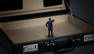 الوحدة في العمل شعور يعززه استخدام الذكاء الاصطناعي (Axios)