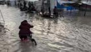 20 قتيلا على الأقل جراء فيضانات في شرق بوليفيا