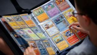 بطاقات ألعاب بوكيمون