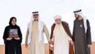 مجلس الإمارات للإفتاء الشرعي يكرم الشيخة فاطمة بنت مبارك