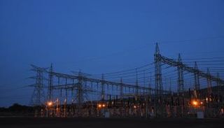 كينيا تعزز بنيتها الكهربائية