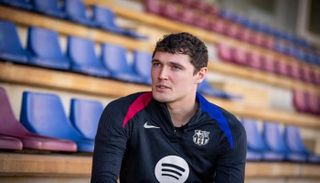 أندرياس كريستنسن مدافع برشلونة