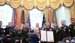 ترامب بعد توقيع أمر الفنتانيل