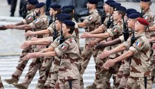 جنود بالجيش الفرنسي - أرشيفية