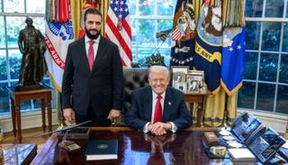 ترامب والشرع في لقاء سابق