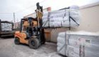 الإمارات تكثف جهودها الإنسانية في غزة مع اشتداد العاصفة الشتوية