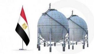 صهاريج تخزين الغاز الطبيعي وعلم مصر