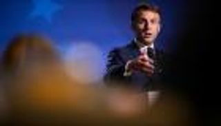 ماكرون يغير بوصلة أوروبا.. ويفتح الباب لبوتين