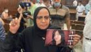 تفاصيل القبض على والدة الإعلامية المصرية الراحلة شيماء جمال