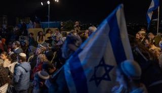 أنصار اليمين الإسرائيلي يدعون لإعادة احتلال غزة