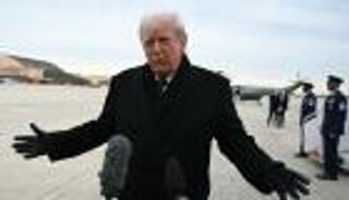 قيمته تريليون دولار.. ترامب يوقع مشروع قانون الدفاع لعام 2026