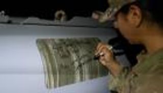 رسالة على &laquo;قذيفة&raquo; من جندي أمريكي لداعش سوريا.. ماذا كتب؟