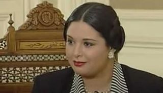 الفنانة صابرين في لقطة من مسلسل 