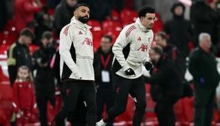 كورتيس جونز ومحمد صلاح