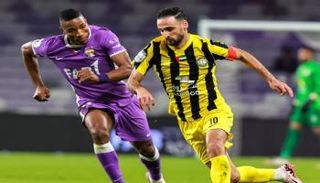 من مباراة العين وكلباء في الدوري الإماراتي