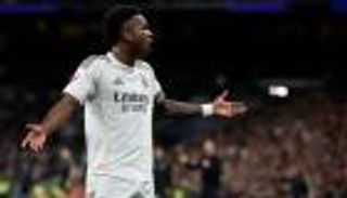 &laquo;هذا حقهم&raquo; تشابي ألونسو يبيح للجمهور استهجان فينيسيوس