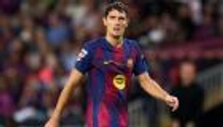 بعد الإصابة الصادمة.. هل انتهت رحلة أندرياس كريستنسن مع برشلونة؟