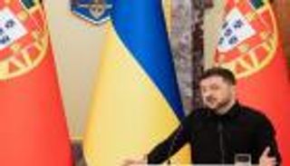 زيلينسكي يقلل من جدوى اقتراح أمريكي جديد بشأن أوكرانيا